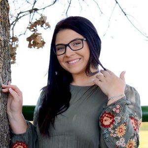 Meet your Posher, Vyctoria